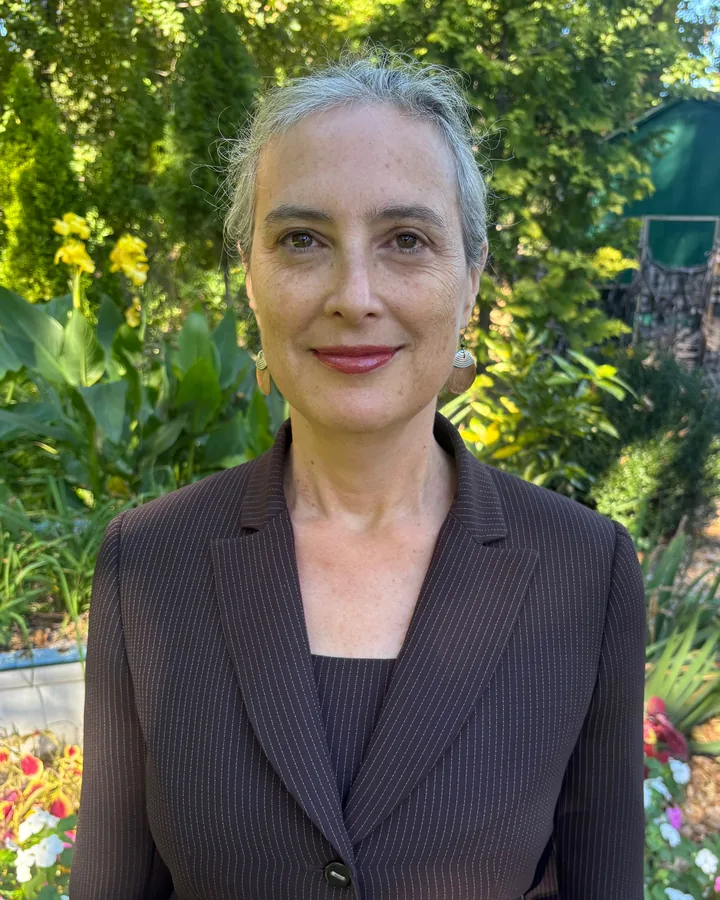 Abigail Field campaign photo