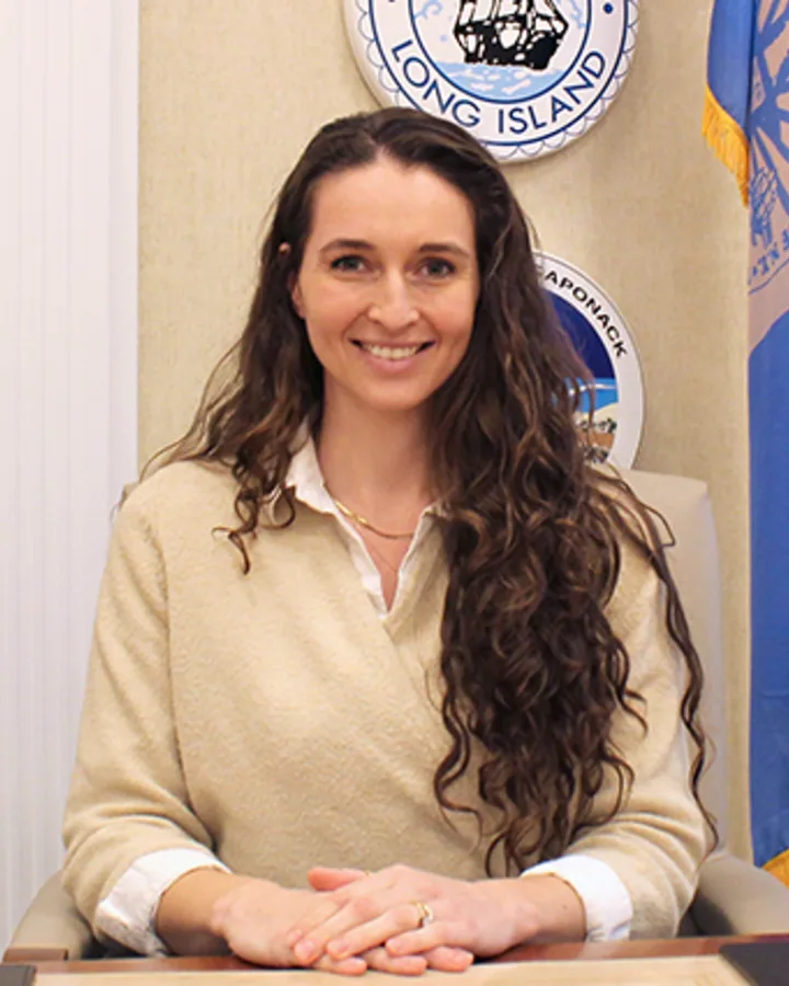 Hannah Pell-O'Farrell campaign photo